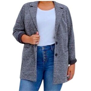 NEW TORRID STUDIO Double Knit Boyfriend Blazer Grey Plaid Size 2X TORRID 2 NWOT